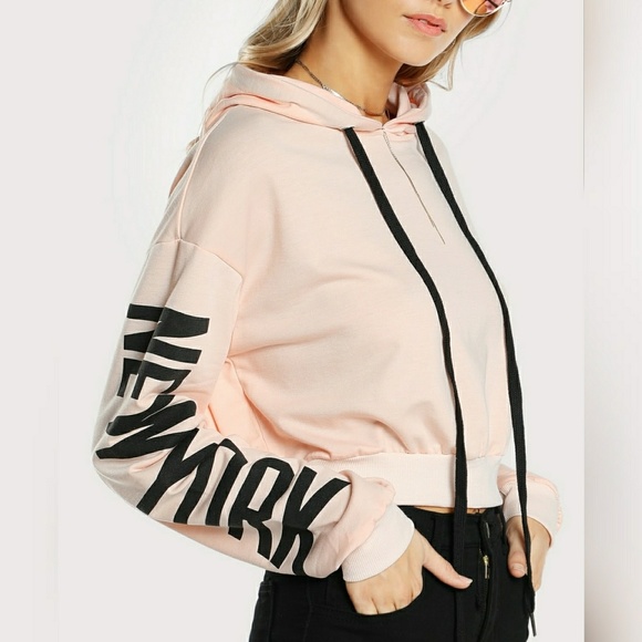 ⬇️VIVA | New York Print Sleeve Hoodie - Picture 2 of 5